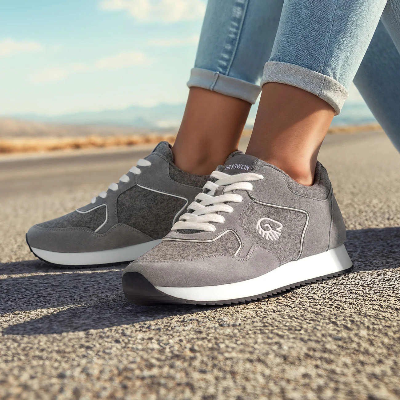 Retro Runner Women - Image 47